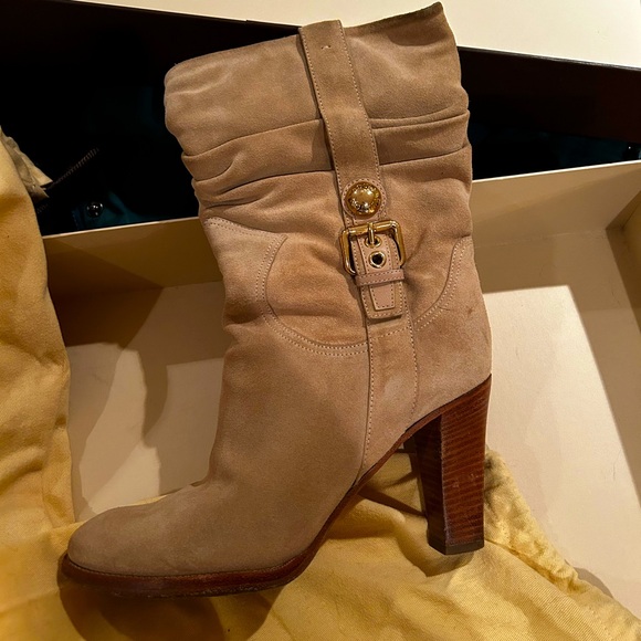 Louis Vuitton size 39 suede boots with a heel - Picture 3 of 6